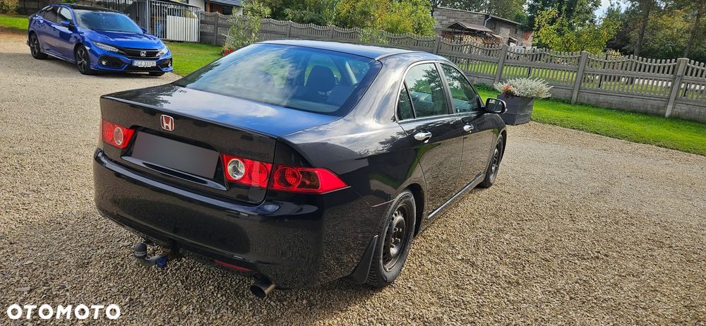 Honda Accord 2003 photo 4