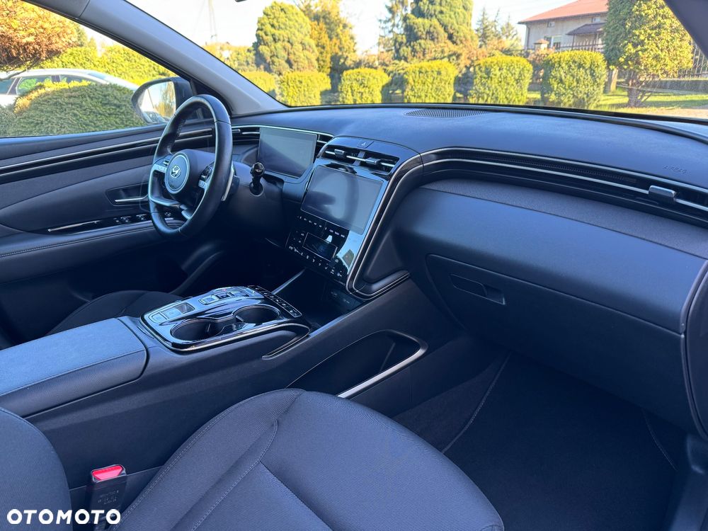 Hyundai Tucson 1.6 T-GDi HEV Executive 4WD - 13