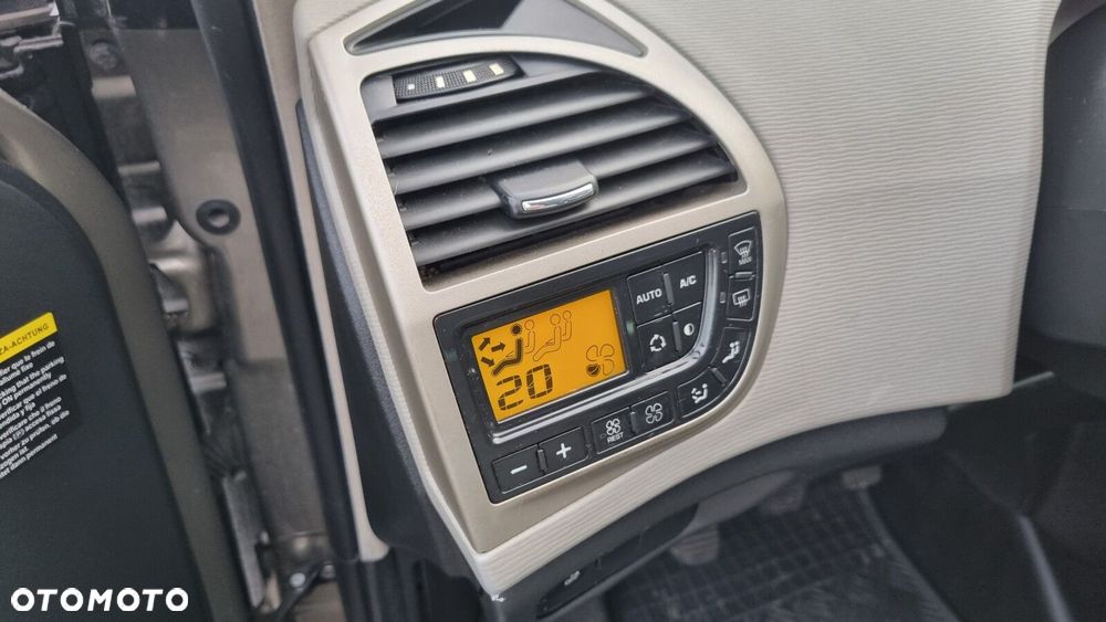 Citroën C4 Picasso 2.0 BlueHDi Exclusive - 25