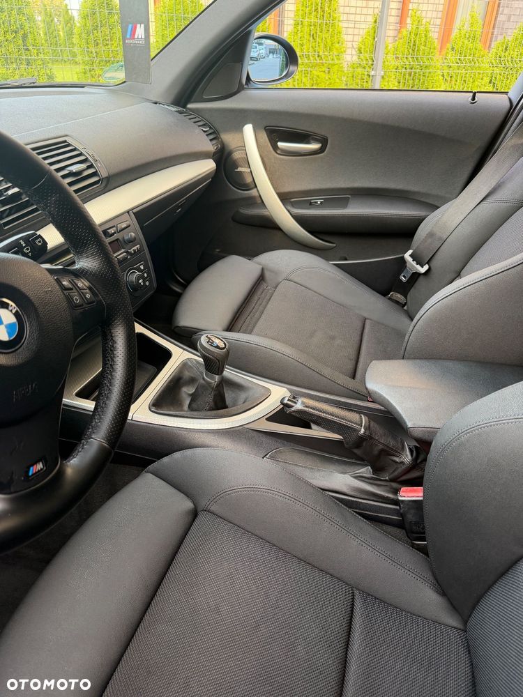 BMW Seria 1 120i - 15