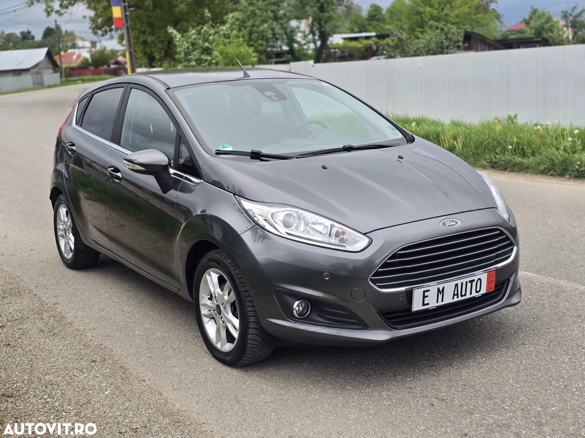 Ford Fiesta 1.0 EcoBoost S&S TITANIUM X - 3