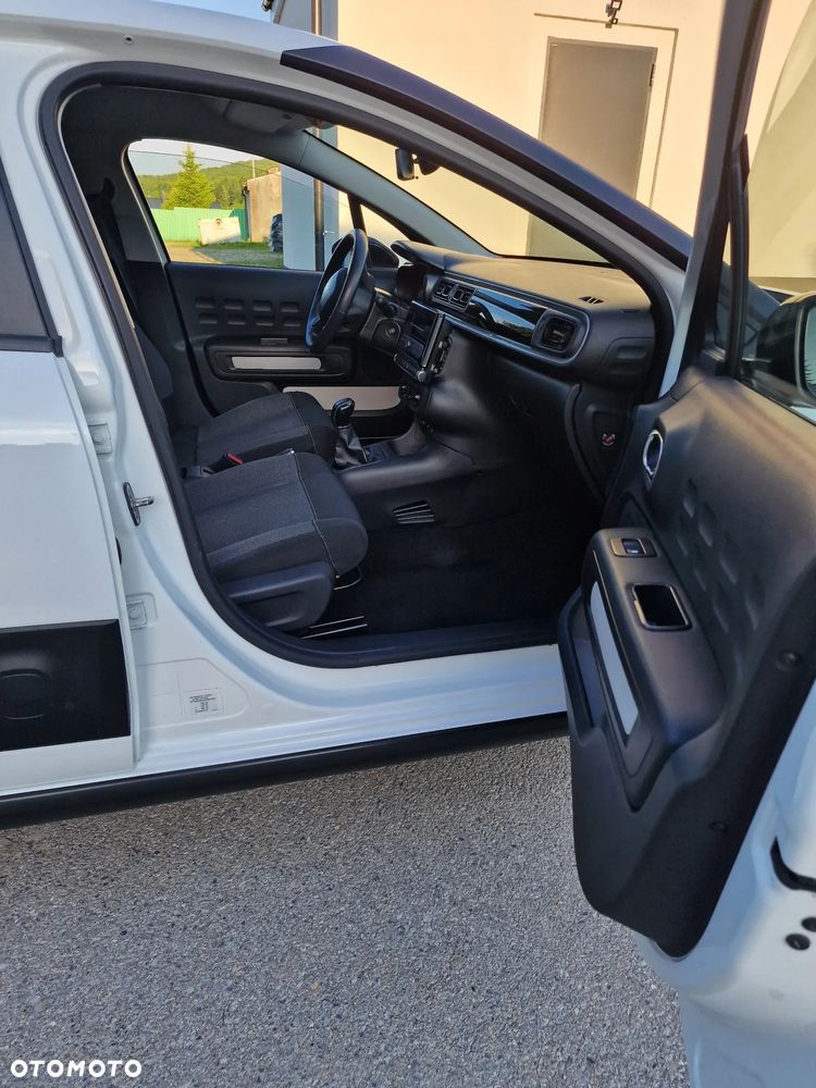 Citroën C3 1.2 PureTech Exclusive - 17