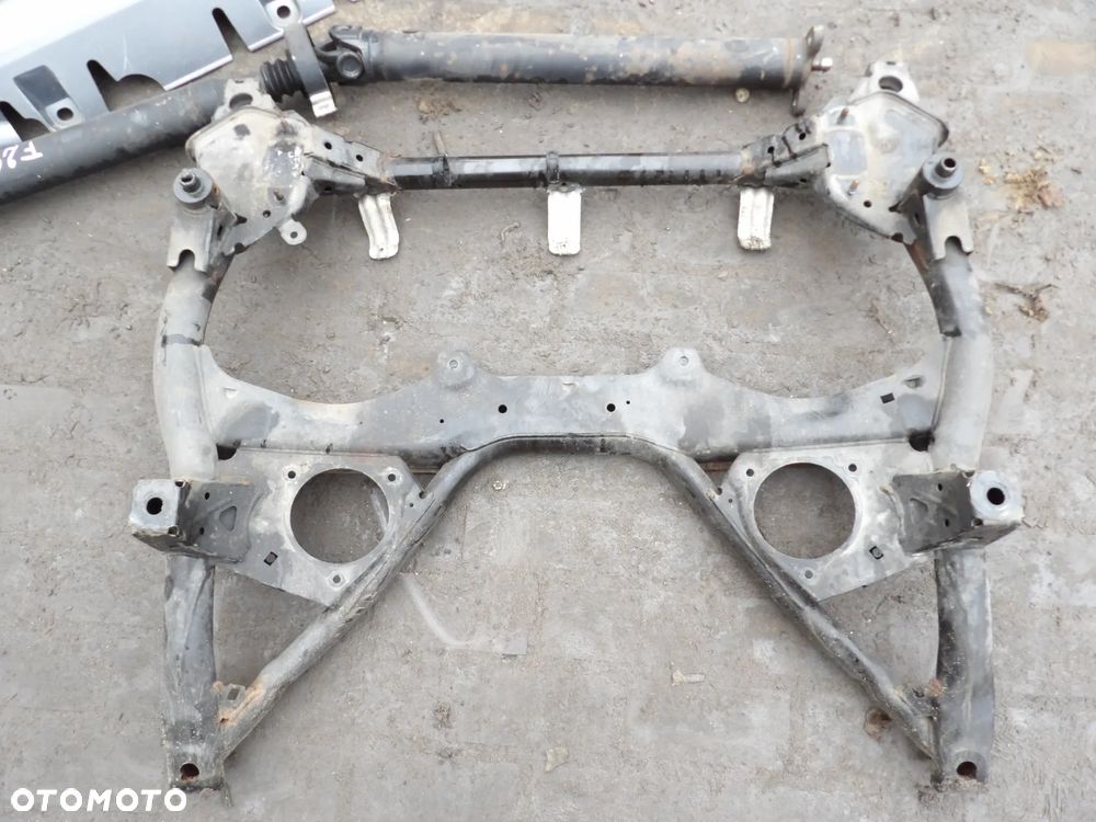 BMW - F20 , F30 - WÓZEK , SANKI , BELKA - PRZÓD - BEZ PODUSZEK - 5