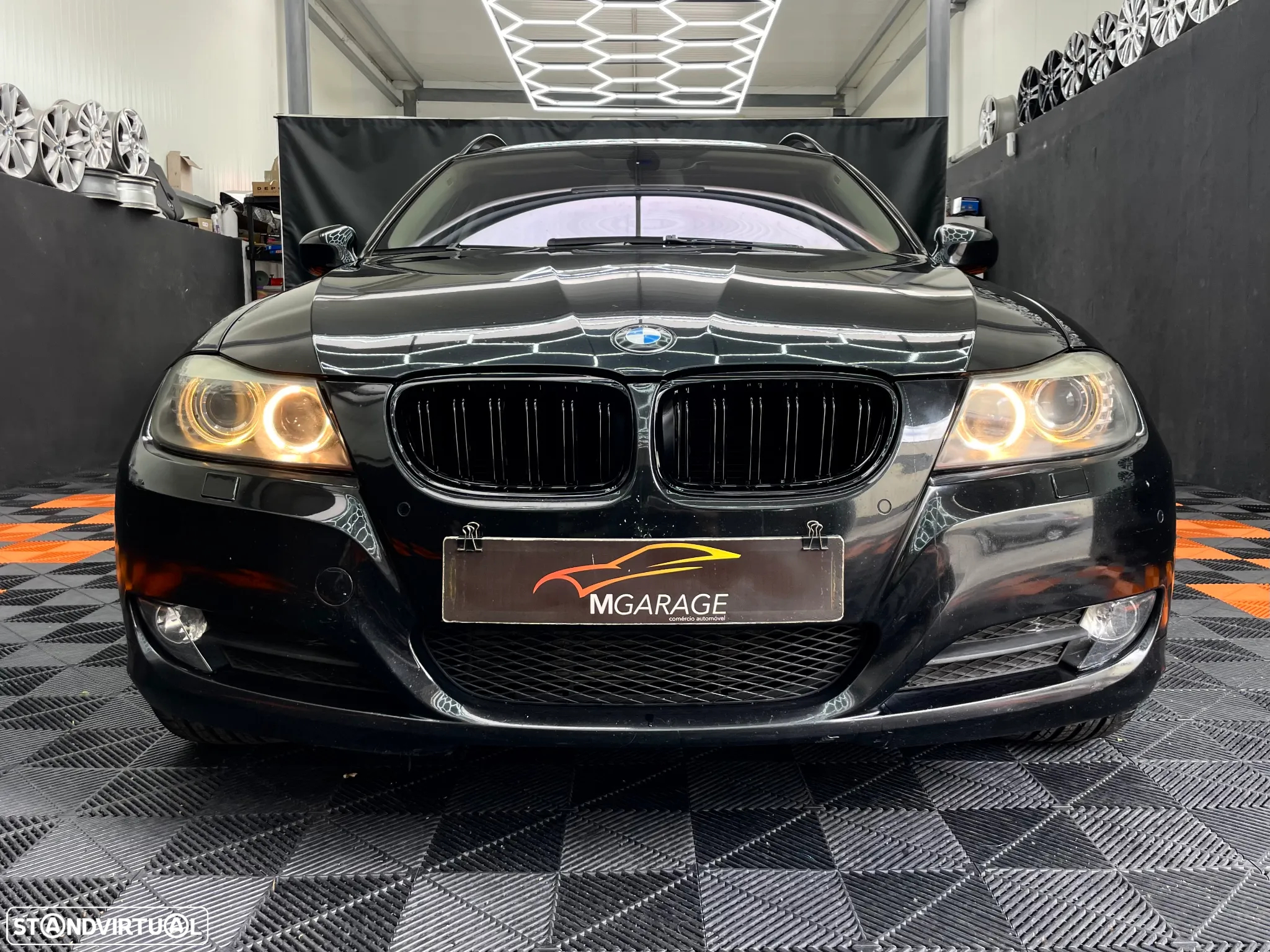 BMW 320 d Touring Navigation - 2