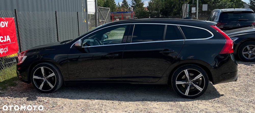 Volvo V60 D3 Drive-E R-Design Momentum - 4