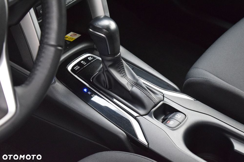 Toyota Corolla Cross 2.0 Hybrid Style AWD - 16