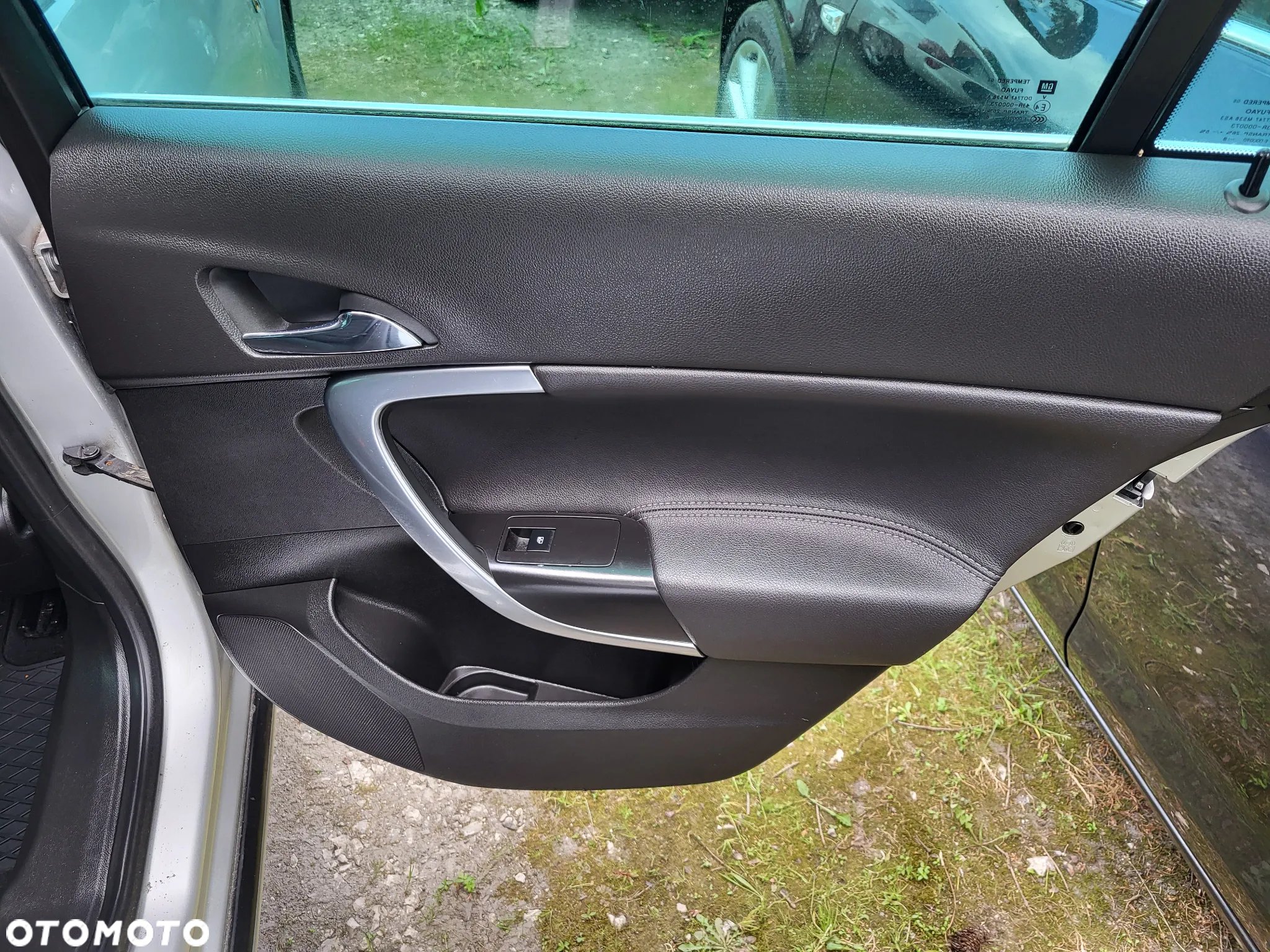 Opel Insignia - 25