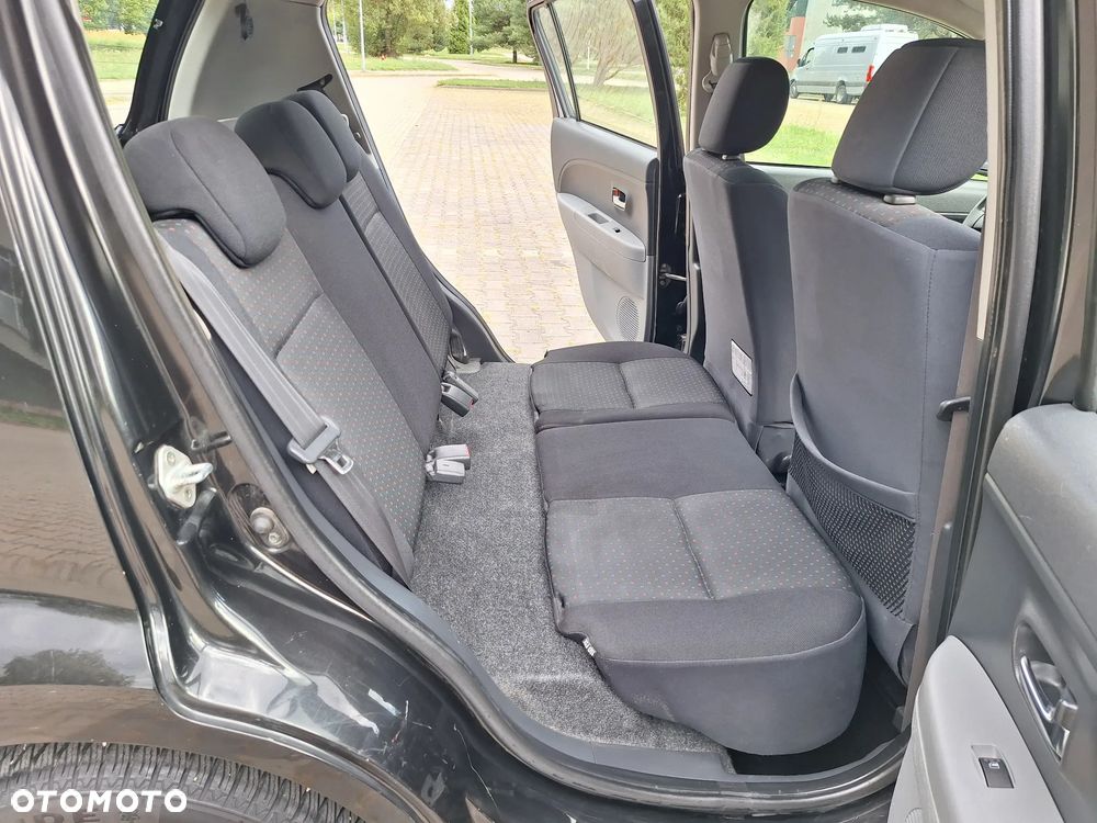 Daihatsu Sirion 1.3 - 15