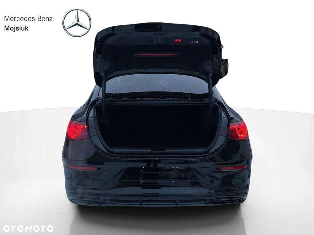 Mercedes-Benz CLA - 8