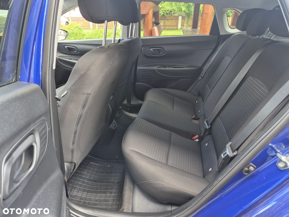 Hyundai i20 blue 1.2 Pure - 21