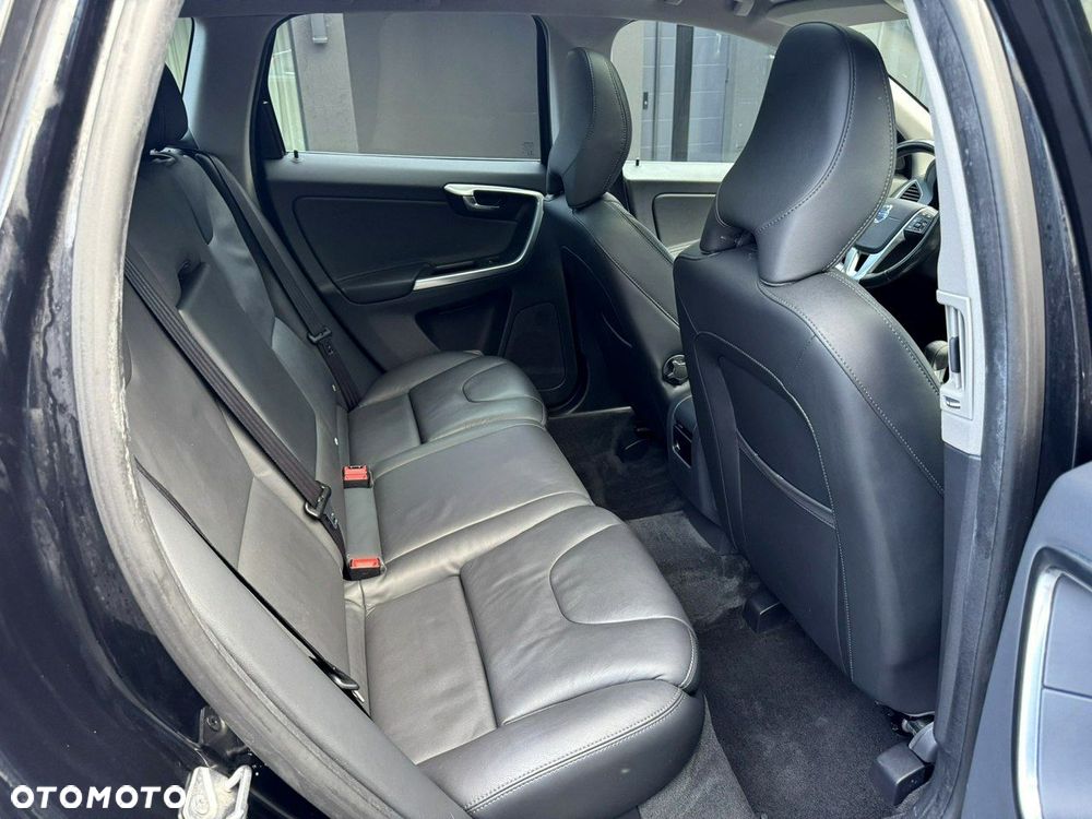 Volvo XC 60 D3 Summum - 23