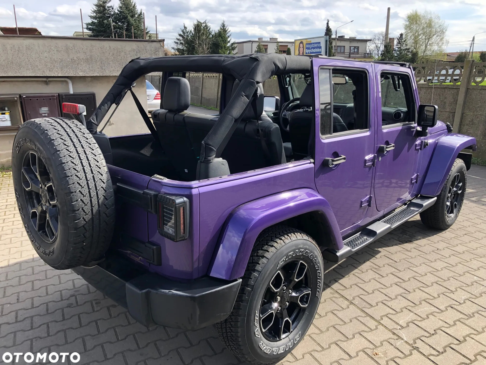 Jeep Wrangler - 11