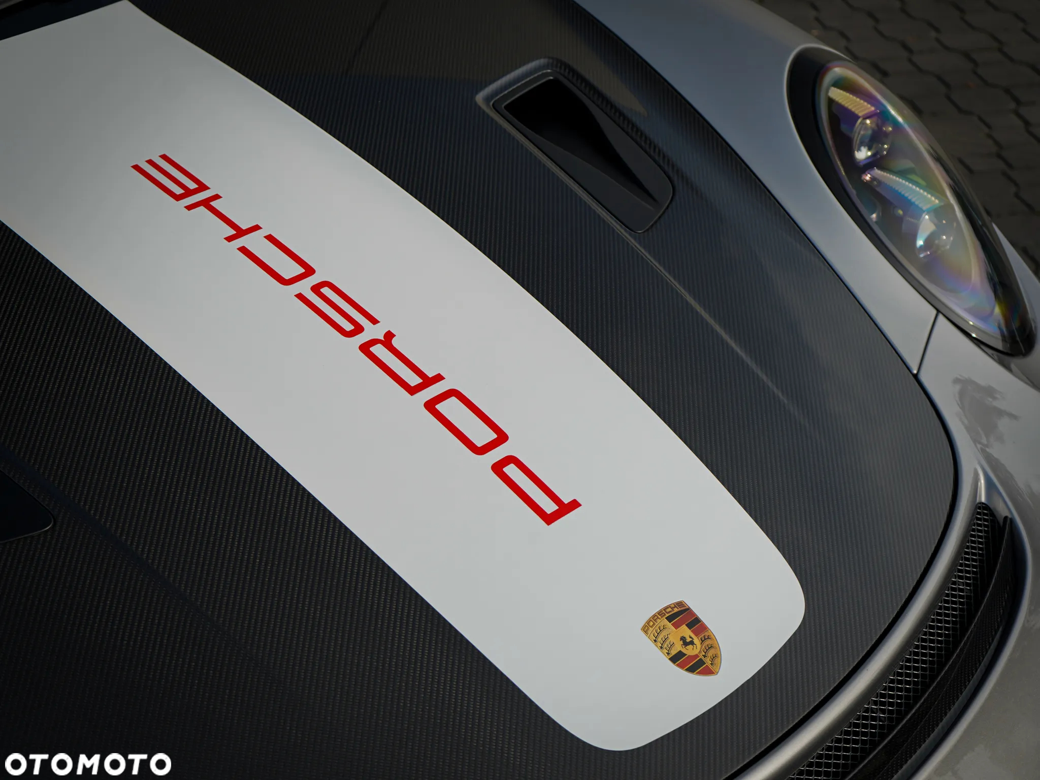 Porsche 911 GT2 RS - 5