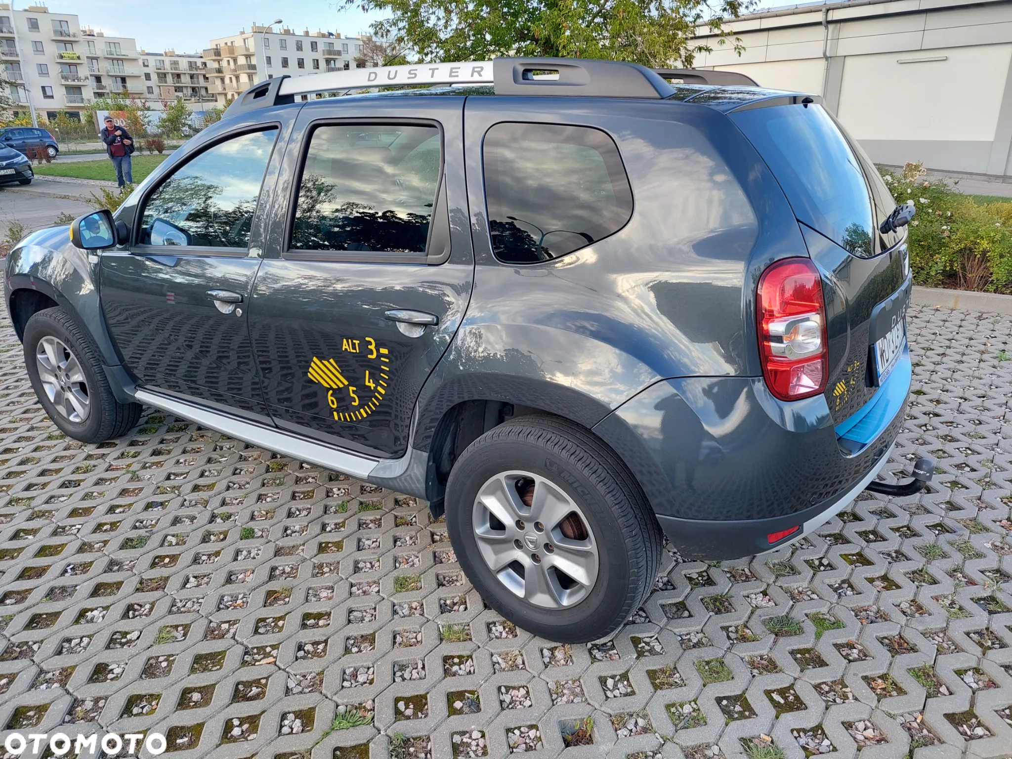 Dacia Duster 1.6 Blackstorm - 5