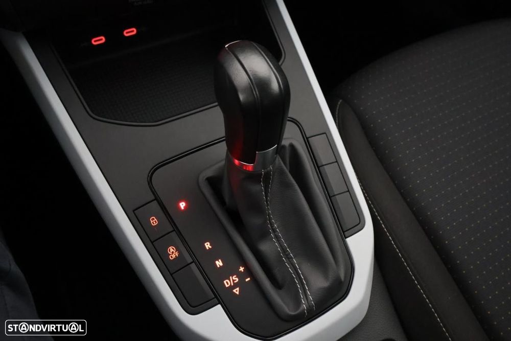 SEAT Arona 1.0 TSI Style DSG - 24