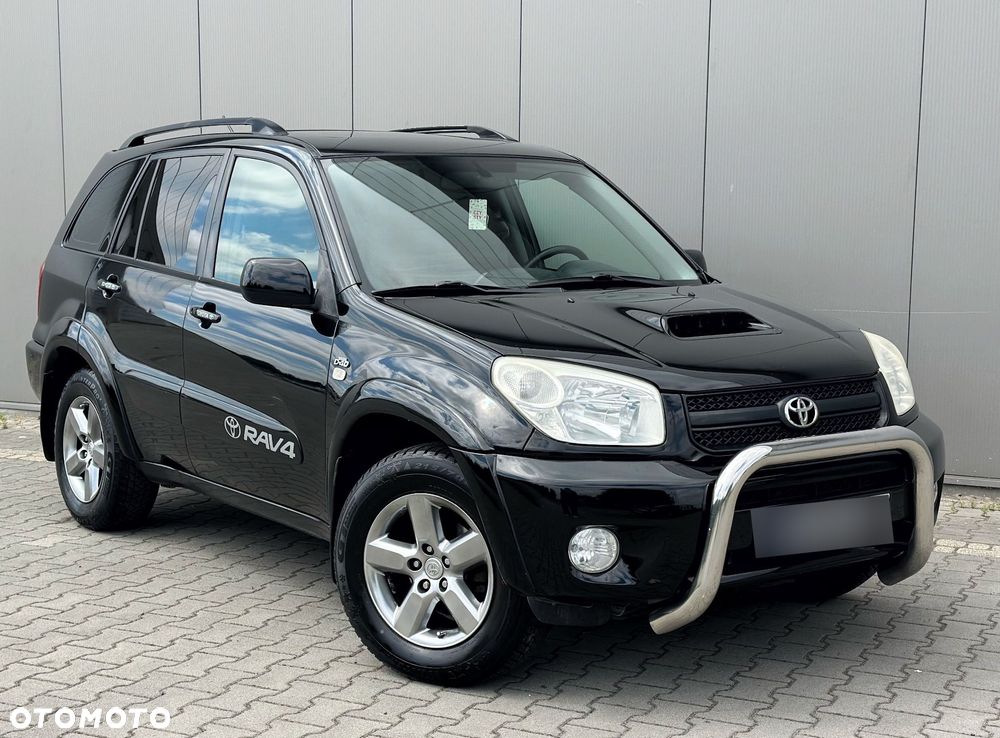 Toyota RAV4 - 1