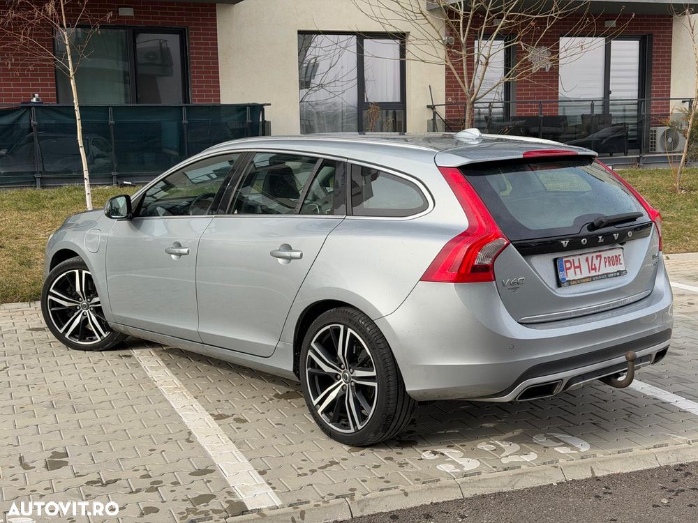 Volvo V60 D6 Twin Engine Geartronic RDesign - 6