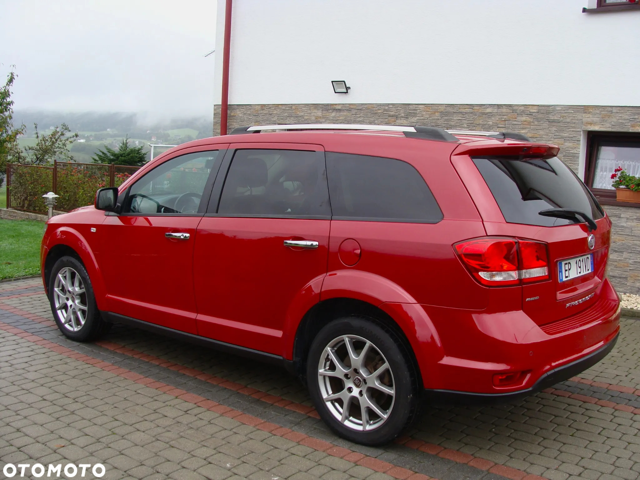 Fiat Freemont 2.0 Multijet Lounge AWD - 4