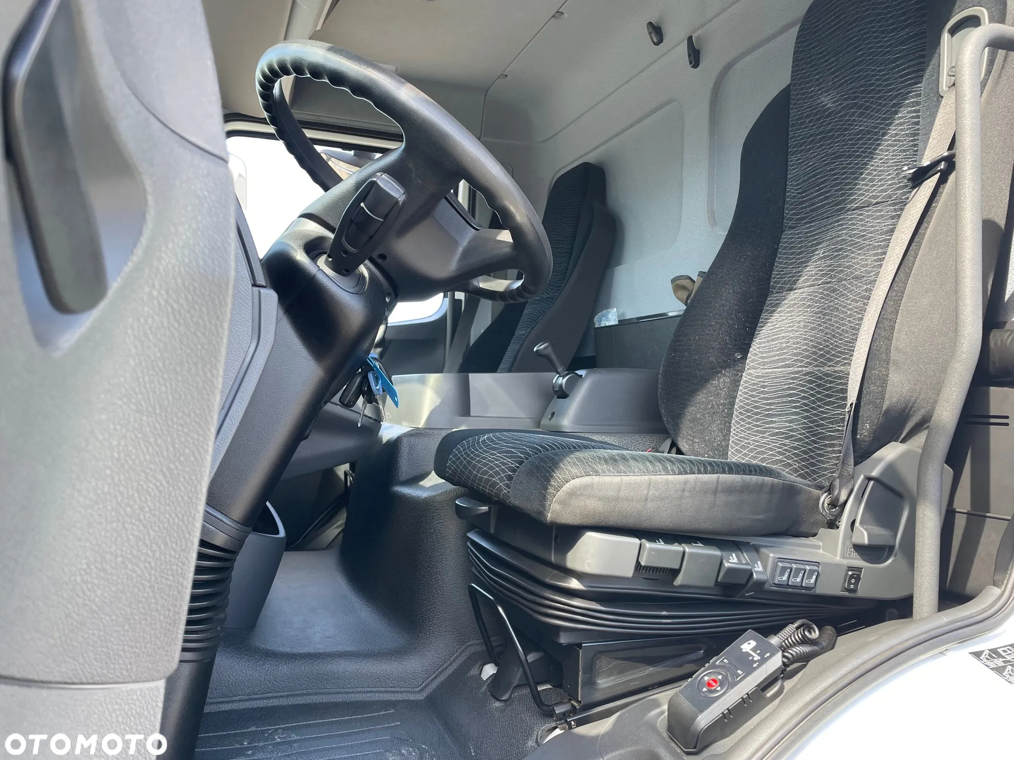Mercedes-Benz ATEGO 818, IZOTERMA OGRZEWANA! - 14