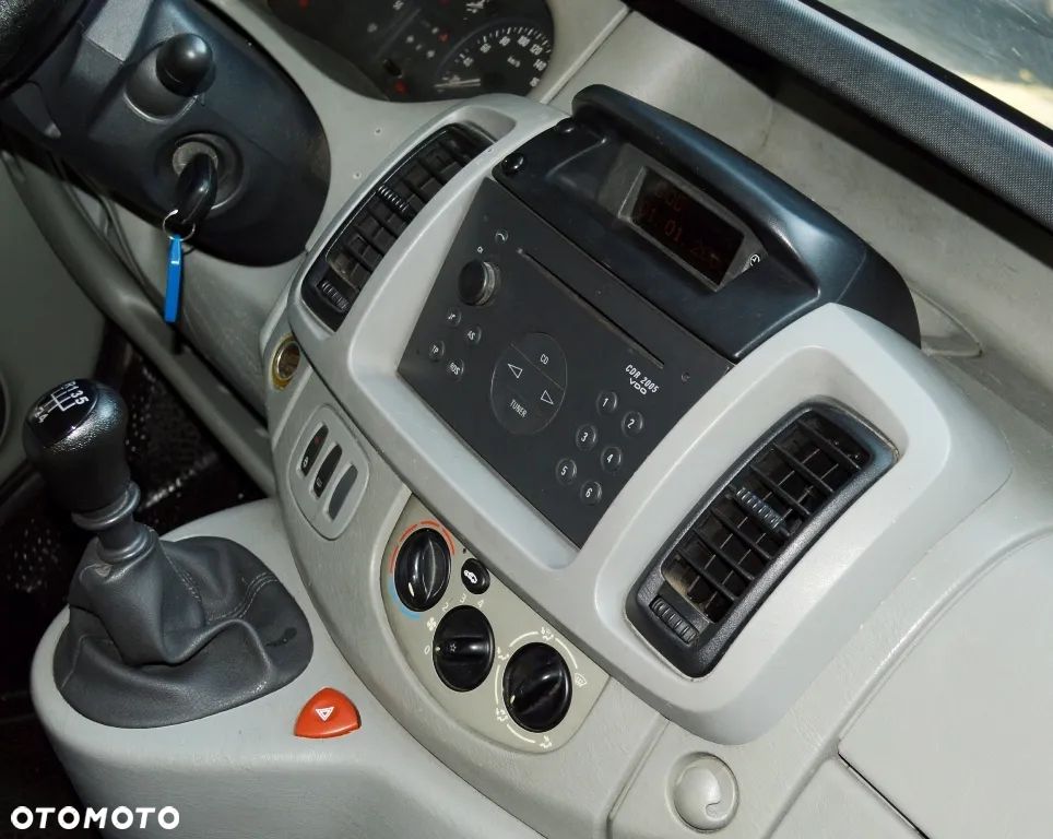 Opel VIVARO - 34