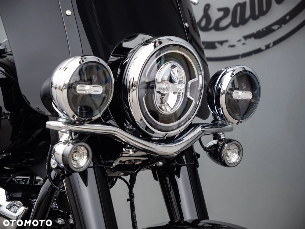 Harley-Davidson Softail Heritage Classic - 12
