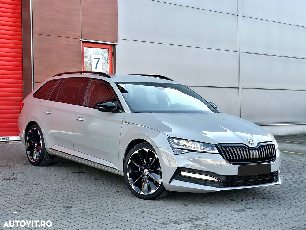 Skoda Superb Combi 2.0 TDI DSG SportLine - 9