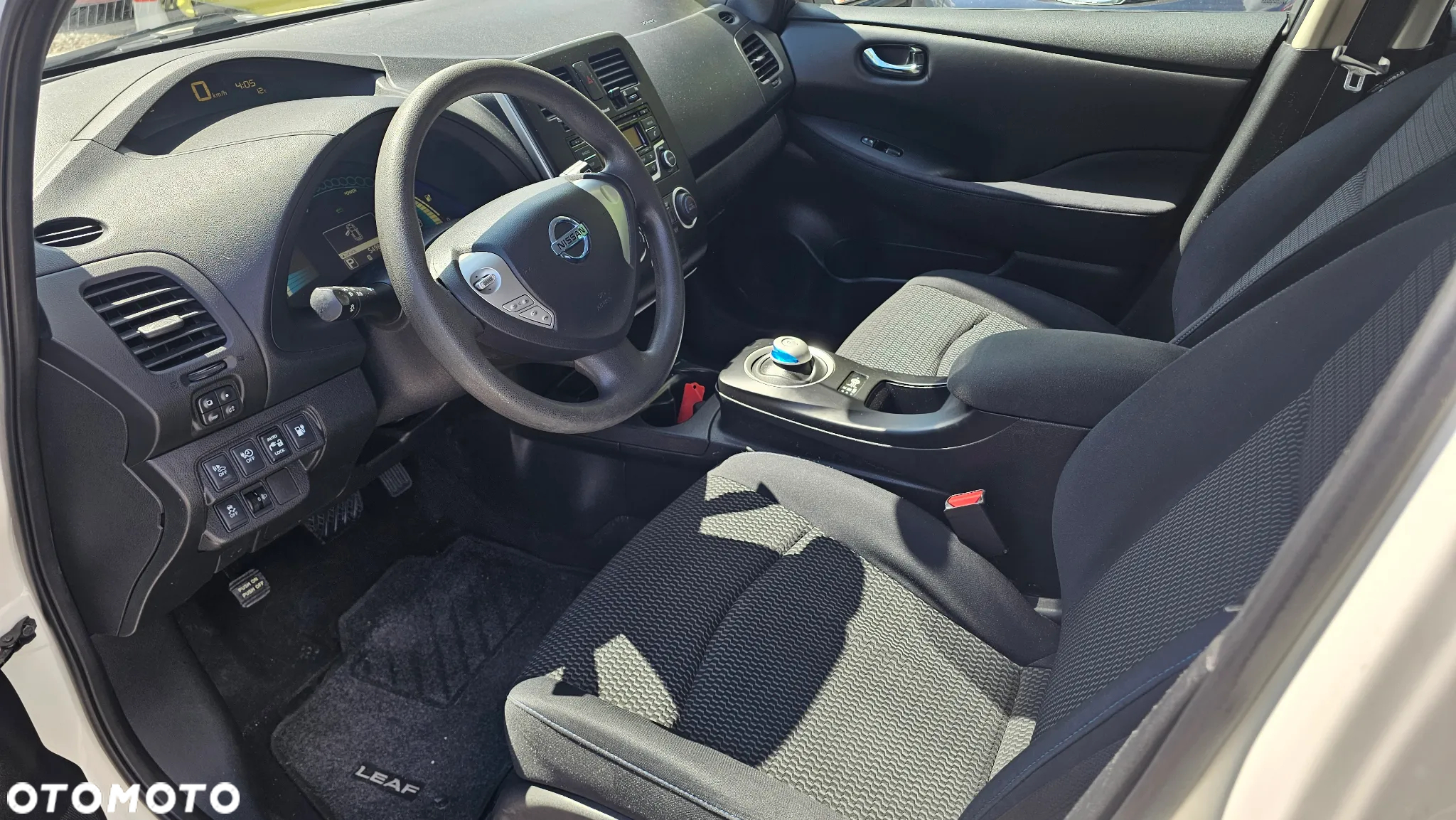 Nissan Leaf 24 kWh (mit Batterie) Limited Edition - 10