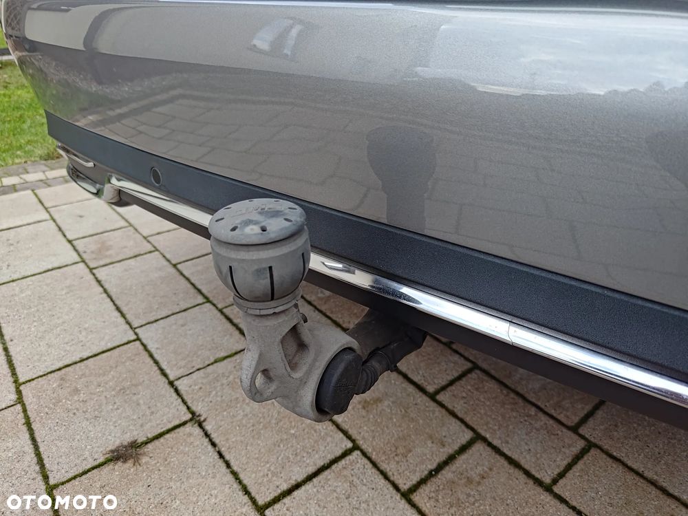 Mercedes-Benz Klasa C 200 (BlueTEC) d 7G-TRONIC Avantgarde - 17