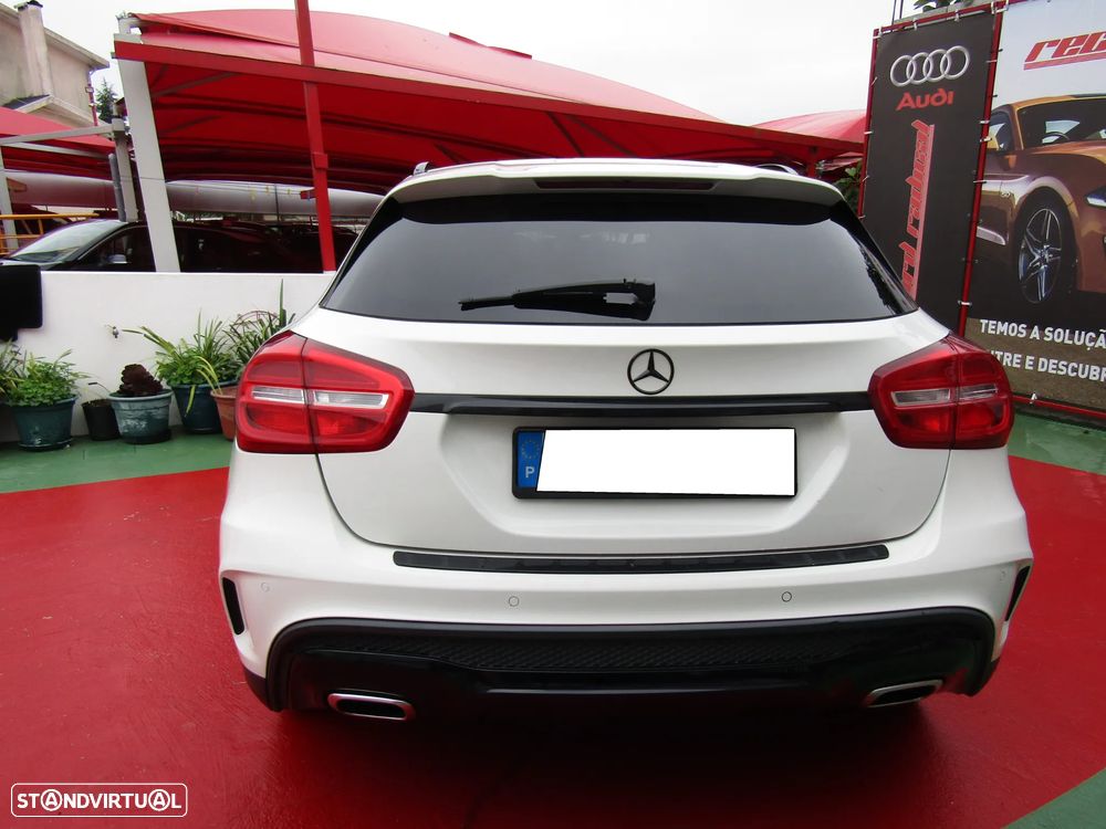 Mercedes-Benz GLA 220 CDI 4Matic 7G-DCT AMG Line - 3