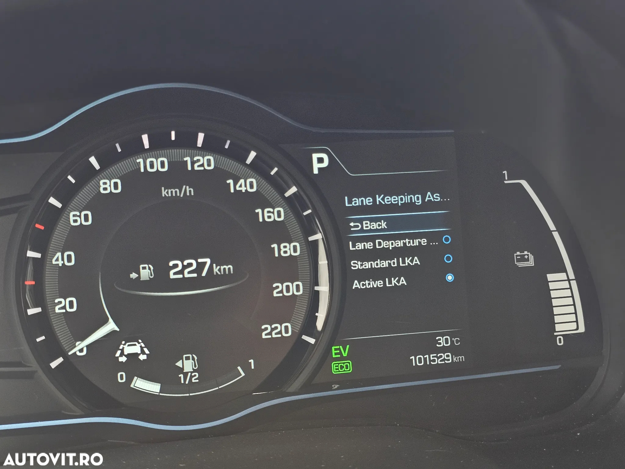 Hyundai IONIQ Hybrid 1.6 GDI Style - 39