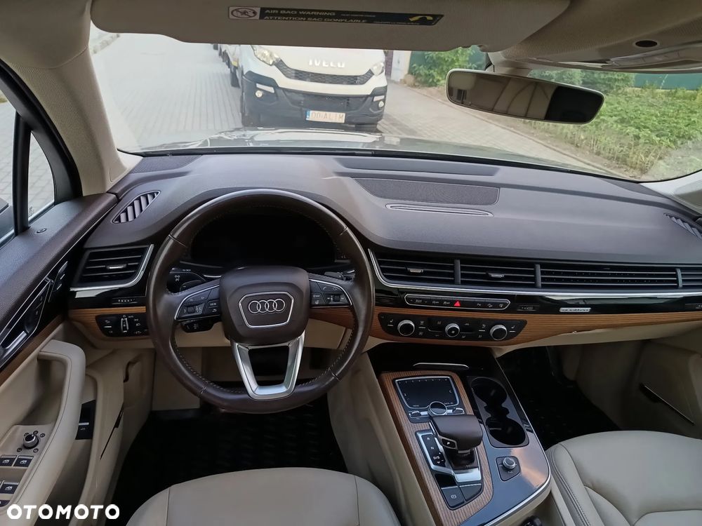 Audi Q7 3.0 TFSI Quattro Tiptronic - 19