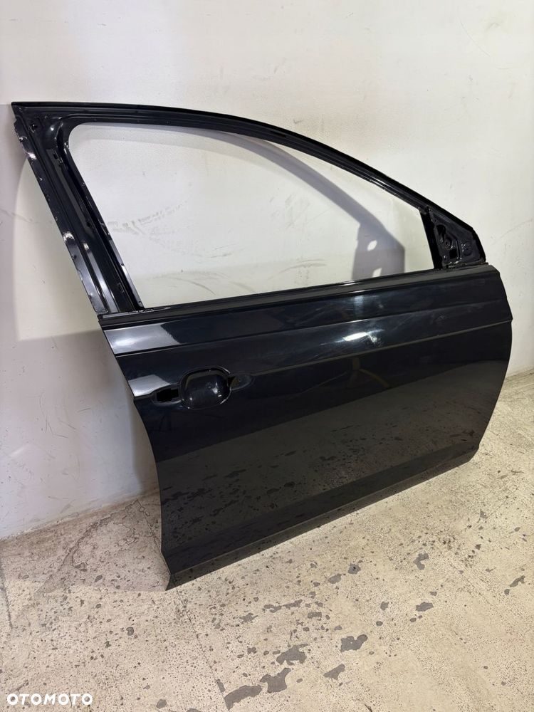 DRZWI PRZEDNIE PRAWE VOLKSWAGEN POLO 2G - 3