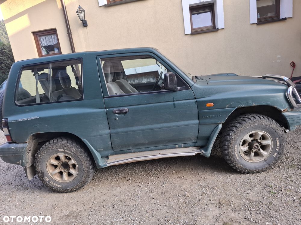 Mitsubishi Pajero - 2