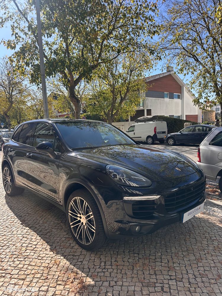 Porsche Cayenne Platinum Edition - 2