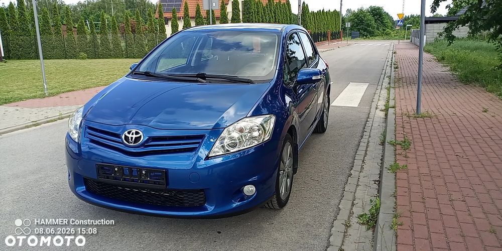 Toyota Auris 1.8 Premium - 7