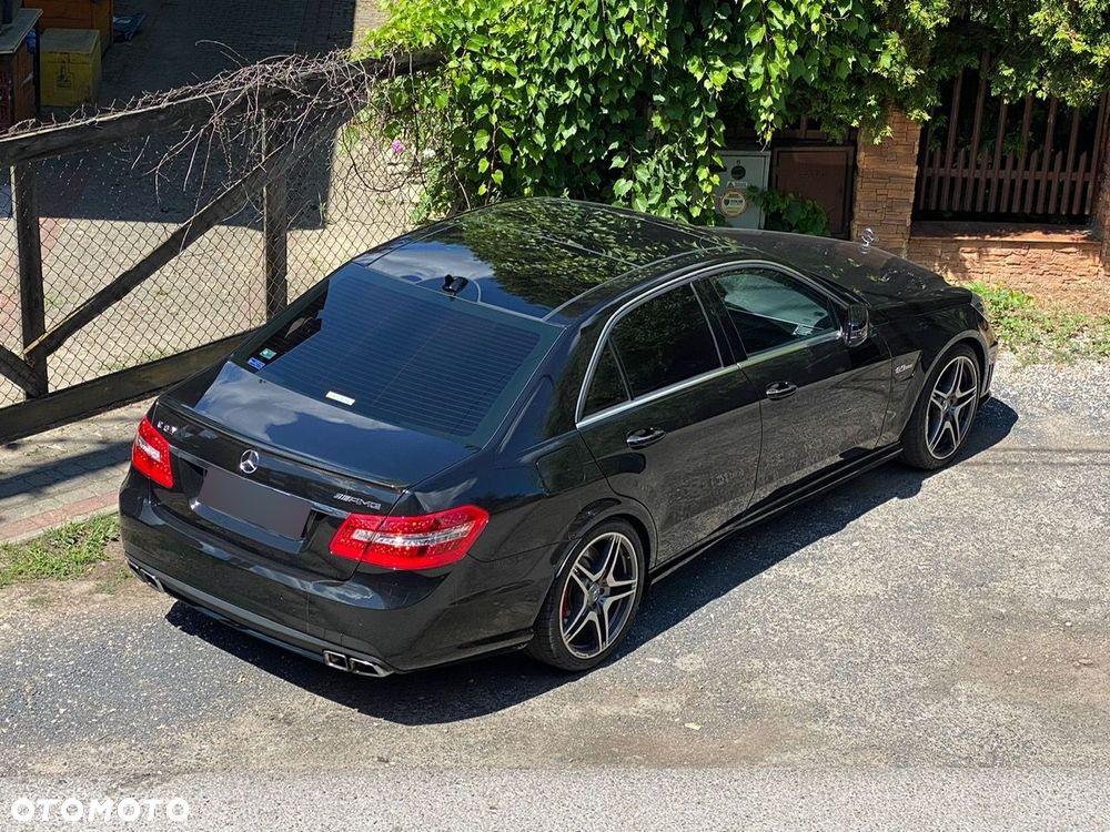 Mercedes-Benz Klasa E 63 AMG AMG Speedshift 7G-MCT - 13