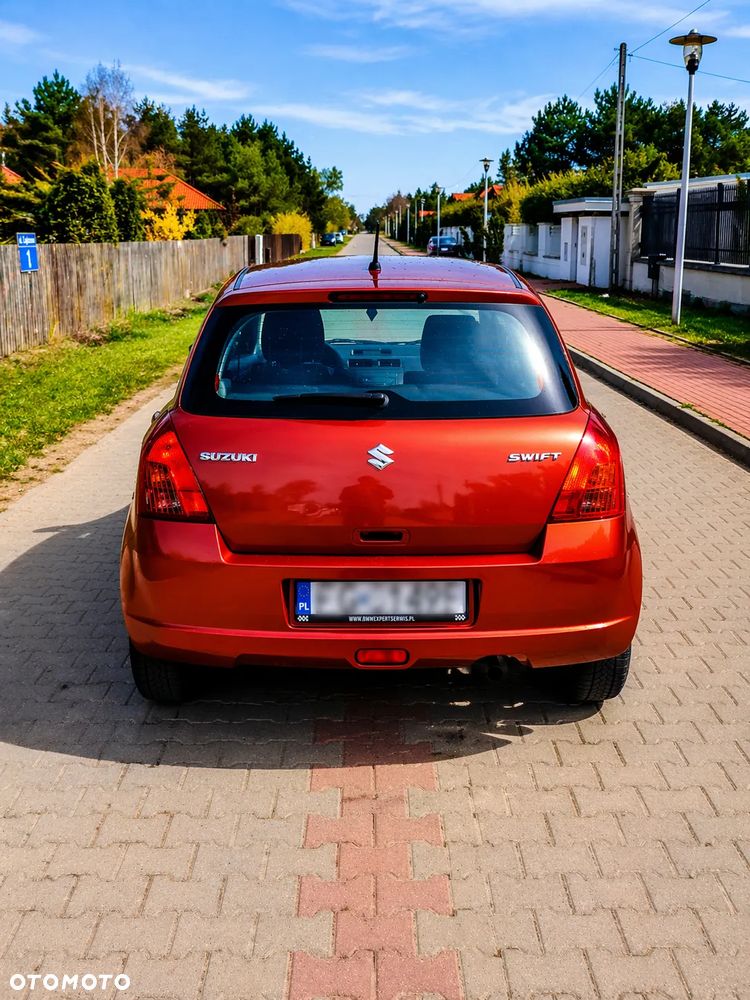 Suzuki Swift - 6