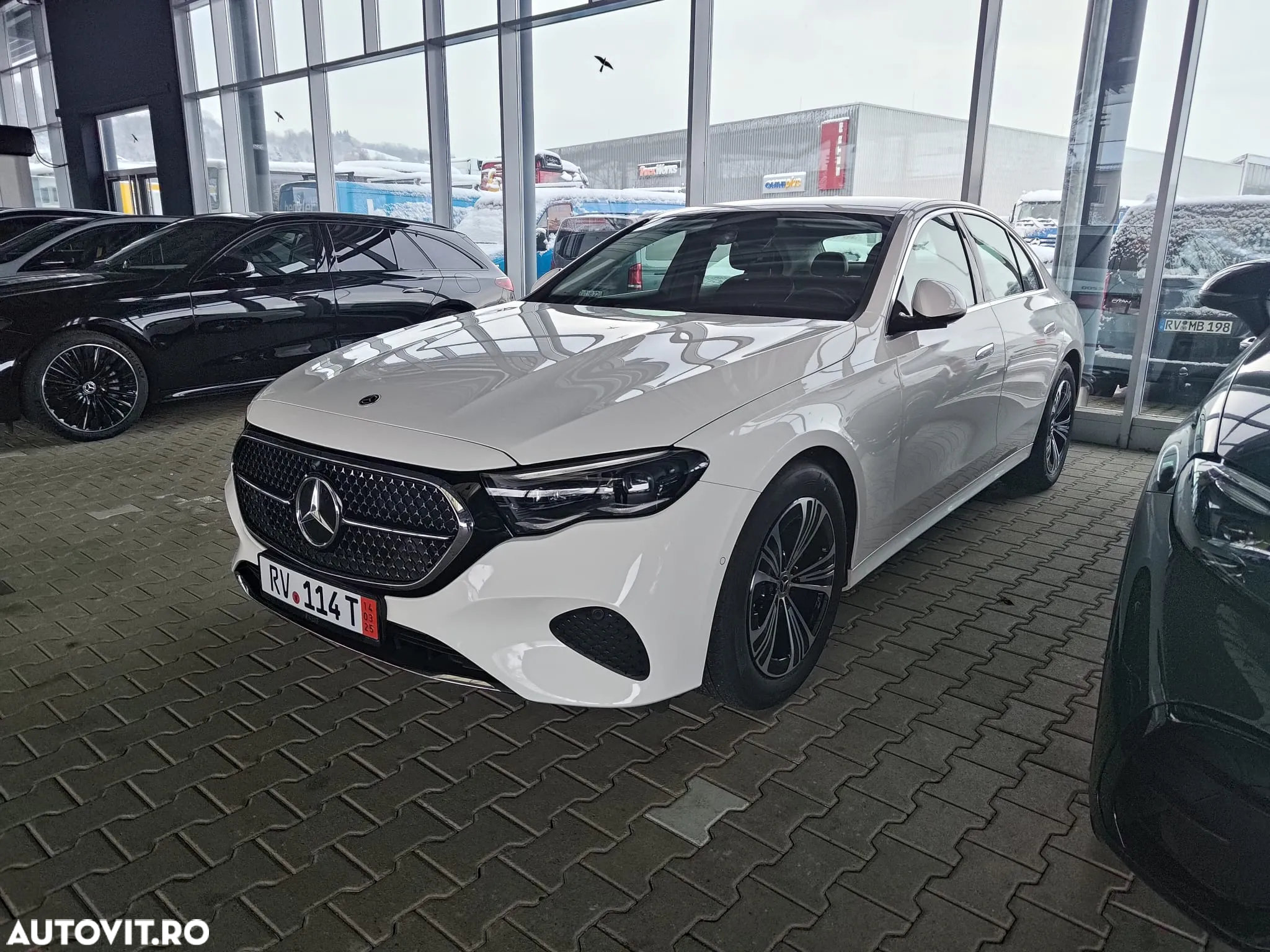 Mercedes-Benz E 200 T 9G-TRONIC Edition AVANTGARDE - 4