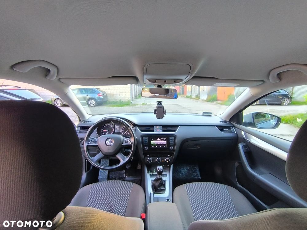 Skoda Octavia 1.6 TDI Ambition - 10