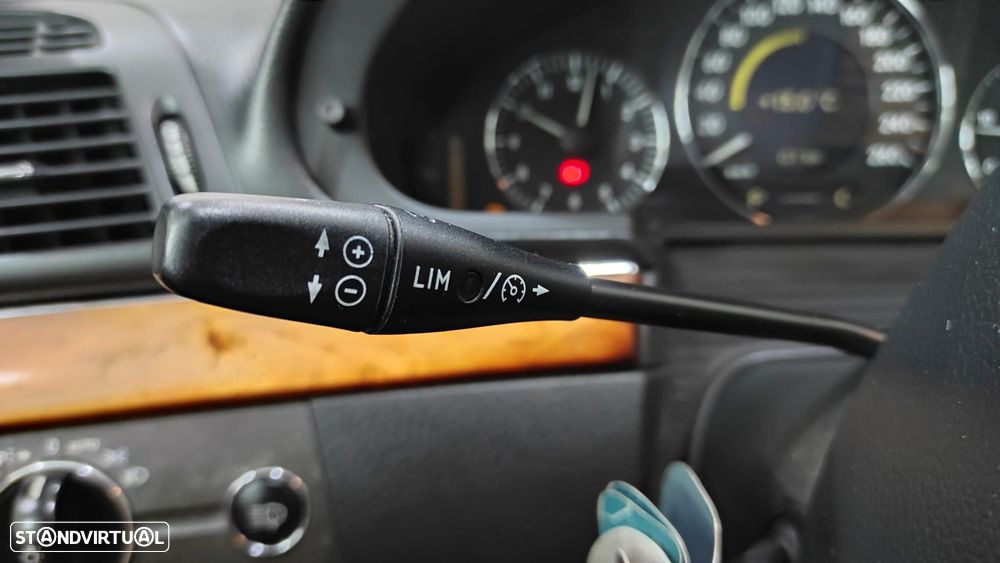 Mercedes-Benz E 220 CDi Avantgarde Aut. - 37