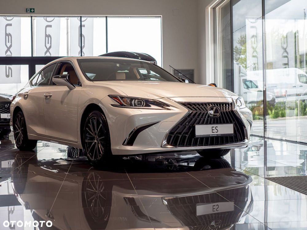 Lexus ES 300h Business Edition - 1
