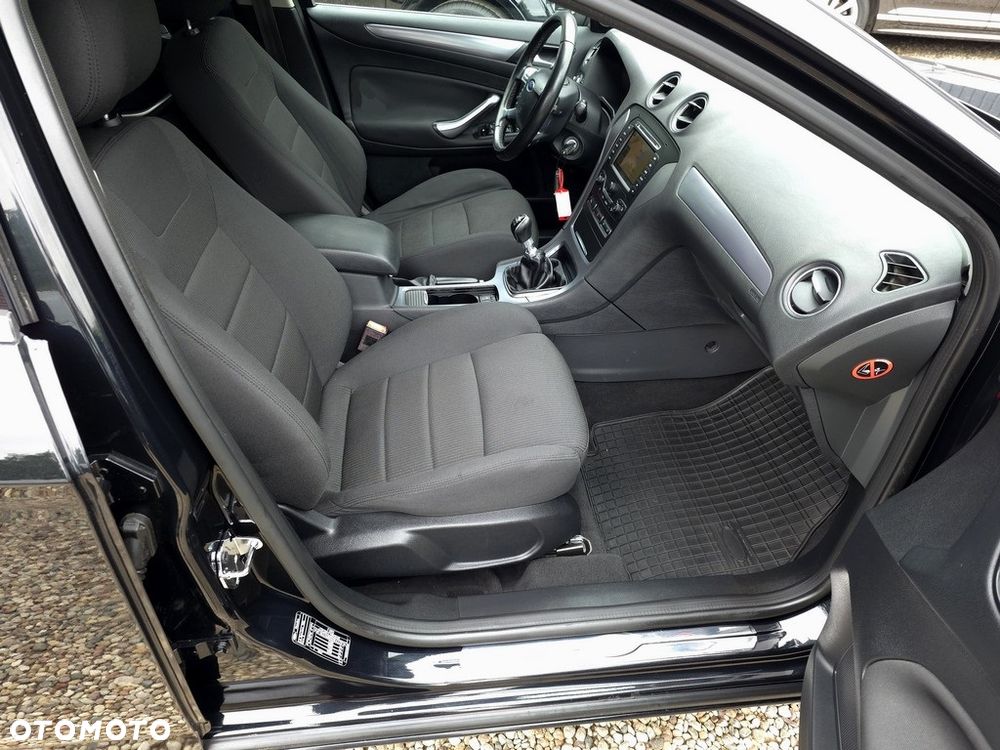 Ford Mondeo 2.0 TDCi Titanium - 8