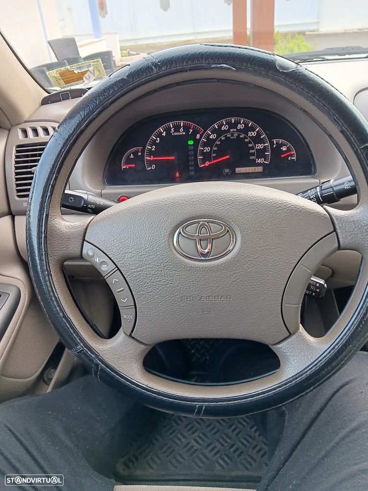 Toyota Camry 3.0 - 4