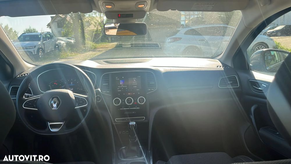 Renault Megane TCe 140 GPF Zen - 10