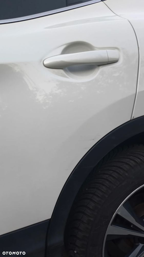 Nissan Qashqai 1.2 DIG-T N-Connecta EU6 - 13