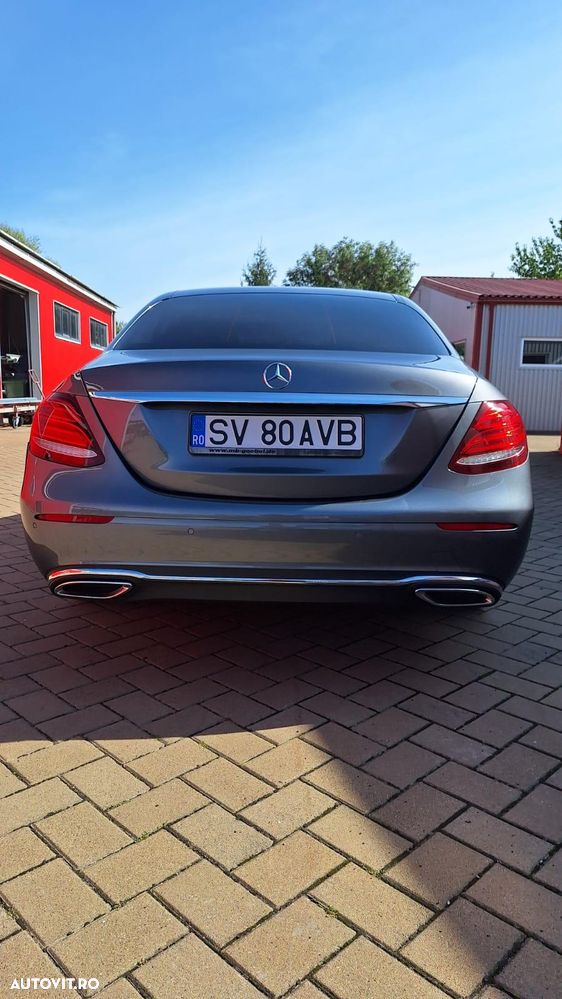 Mercedes-Benz E 220 d Aut. - 5