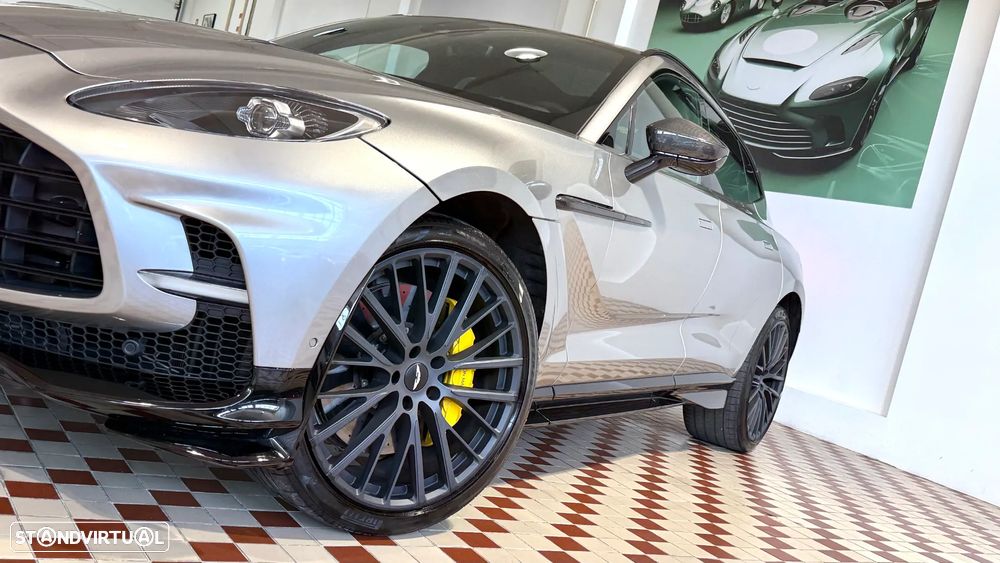 Aston Martin DBX 707 - 7