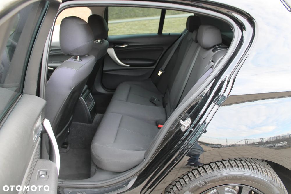 BMW Seria 1 - 23