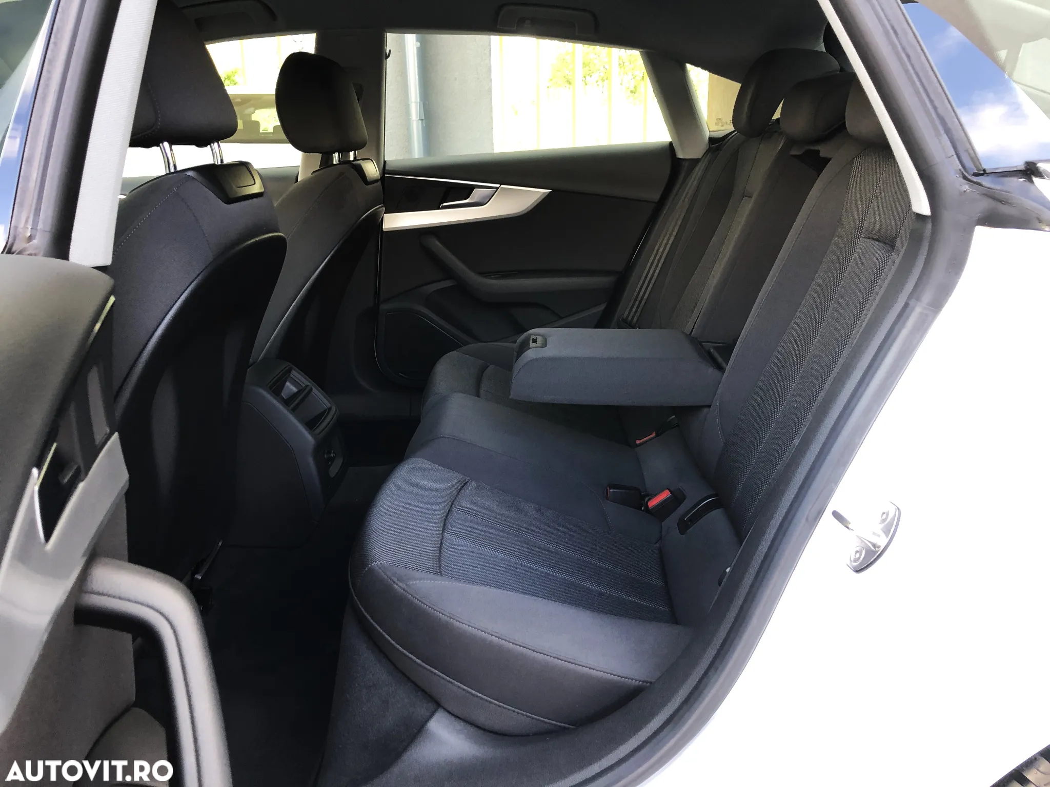 Audi A5 Sportback 2.0 TDI S tronic - 8