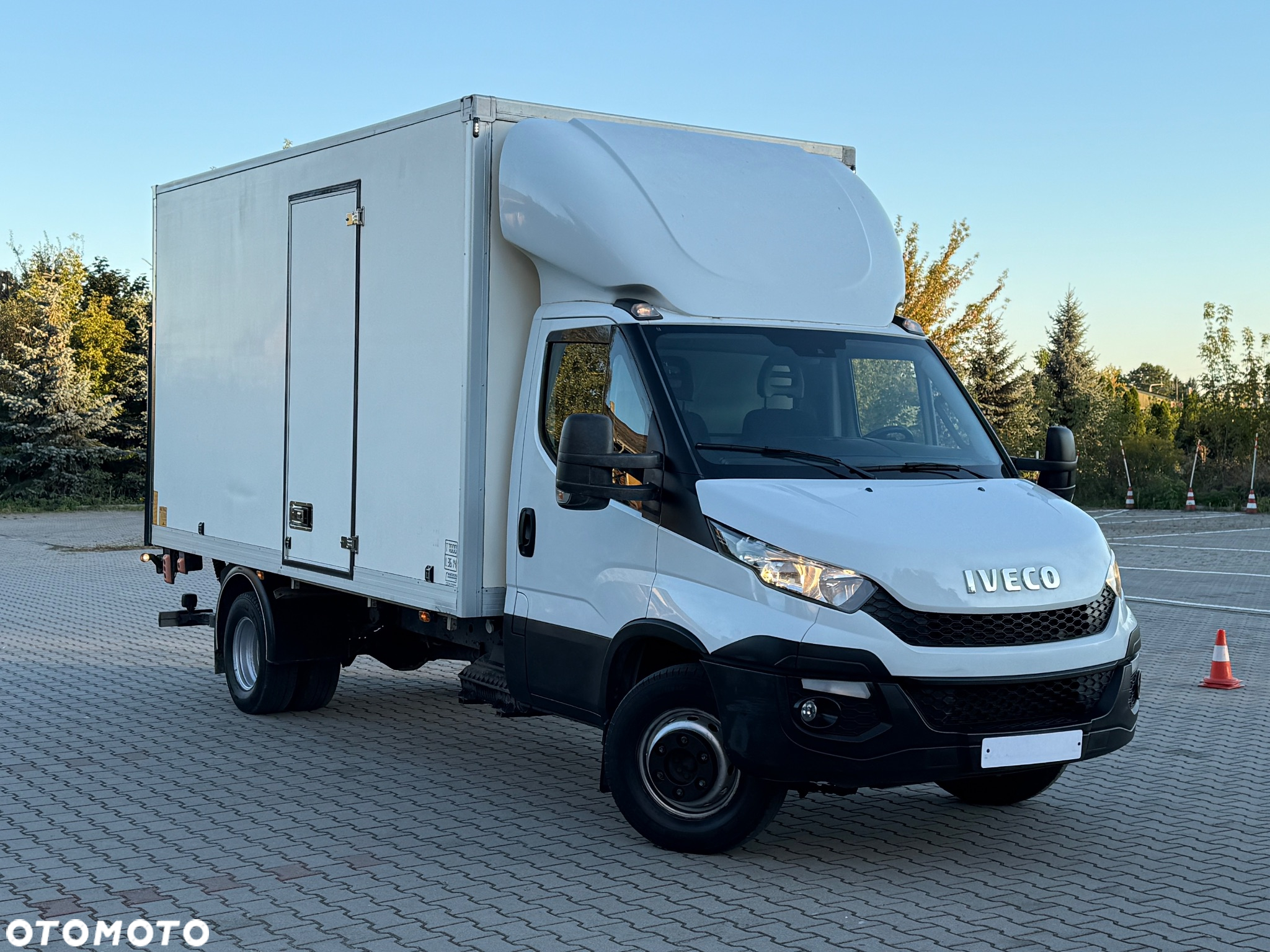Iveco DAILY - 10